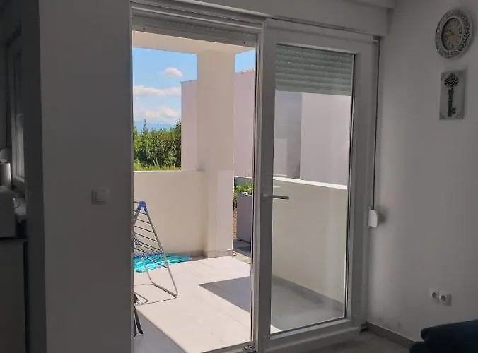 Апартаменты Sunrise *