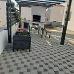 Apartman Sunrise *