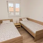Apartman Sunrise *