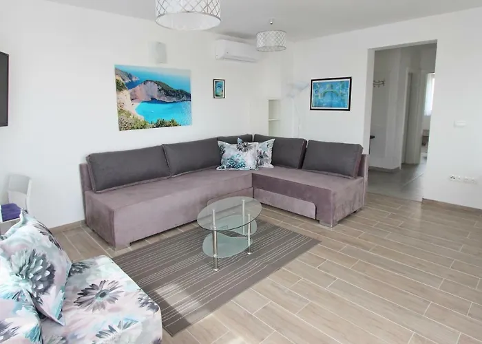 アパート Sunrise プレコ